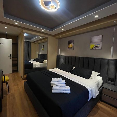 Peaky Hotel Durrës Eksteriør bilde